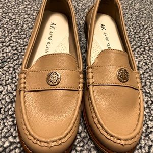 COPY - Beige women’s loafer’s